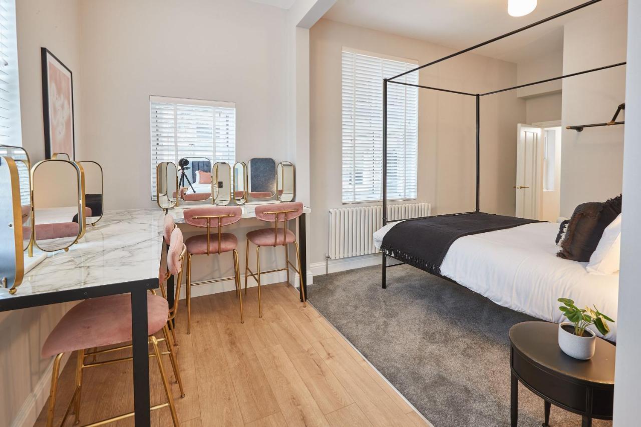 Host & Stay - Parkside Villa Харогейт Екстериор снимка